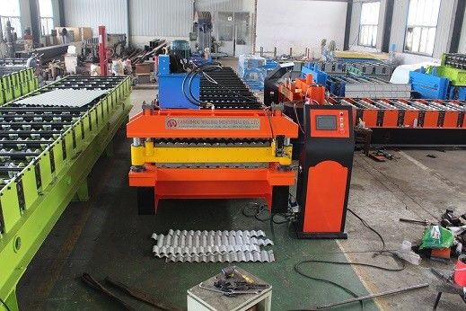 Крен двойного слоя управлением 0.3mm Plc формируя машину для крыши металла стальной